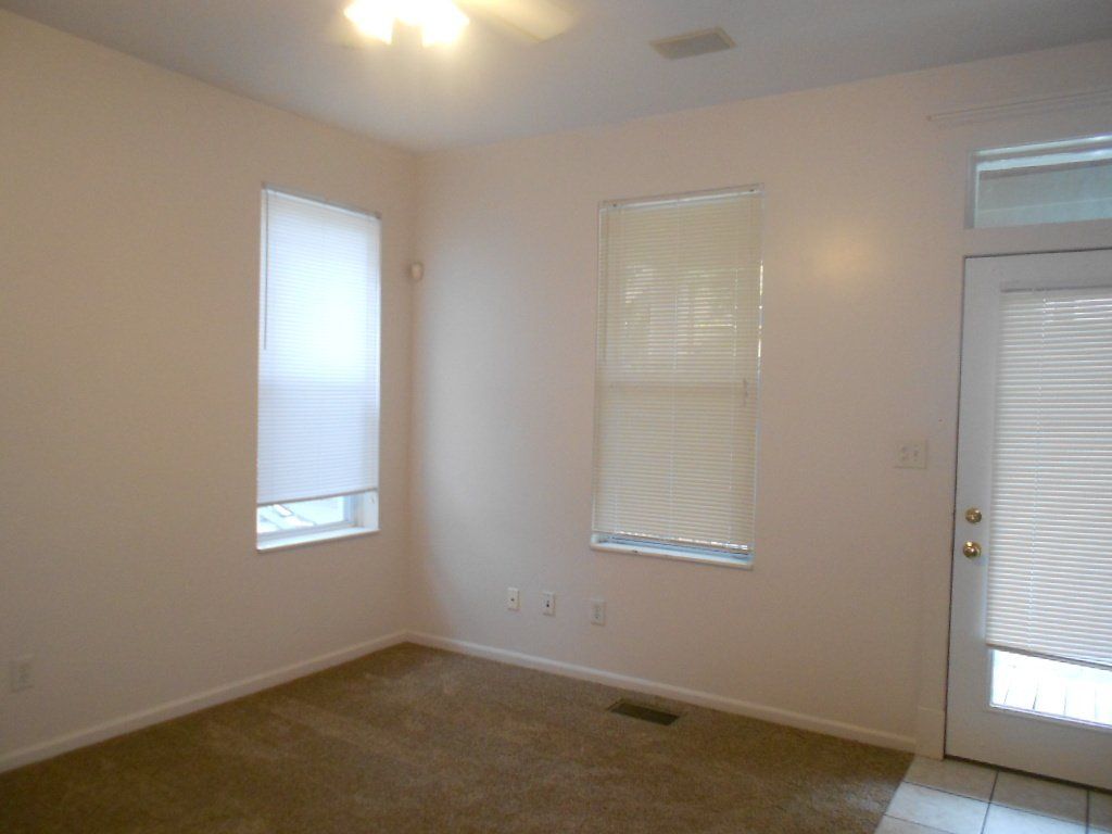 39-E-Patterson- Living room