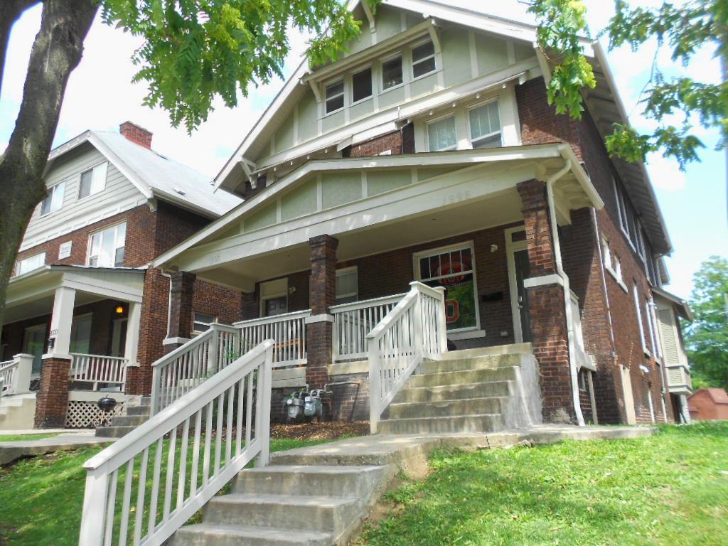 1996 Summit St.
