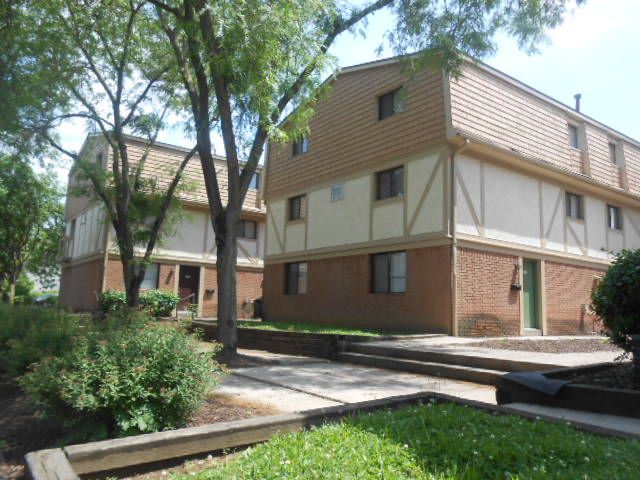 201-253 W. 9th Ave. and 1523-1547 Worthington