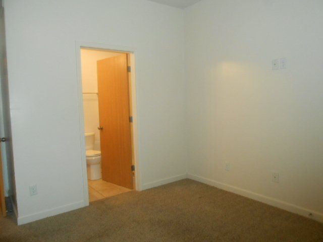 1469 Neil Ave.- Bedroom 03