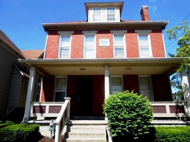 1543 Summit St.