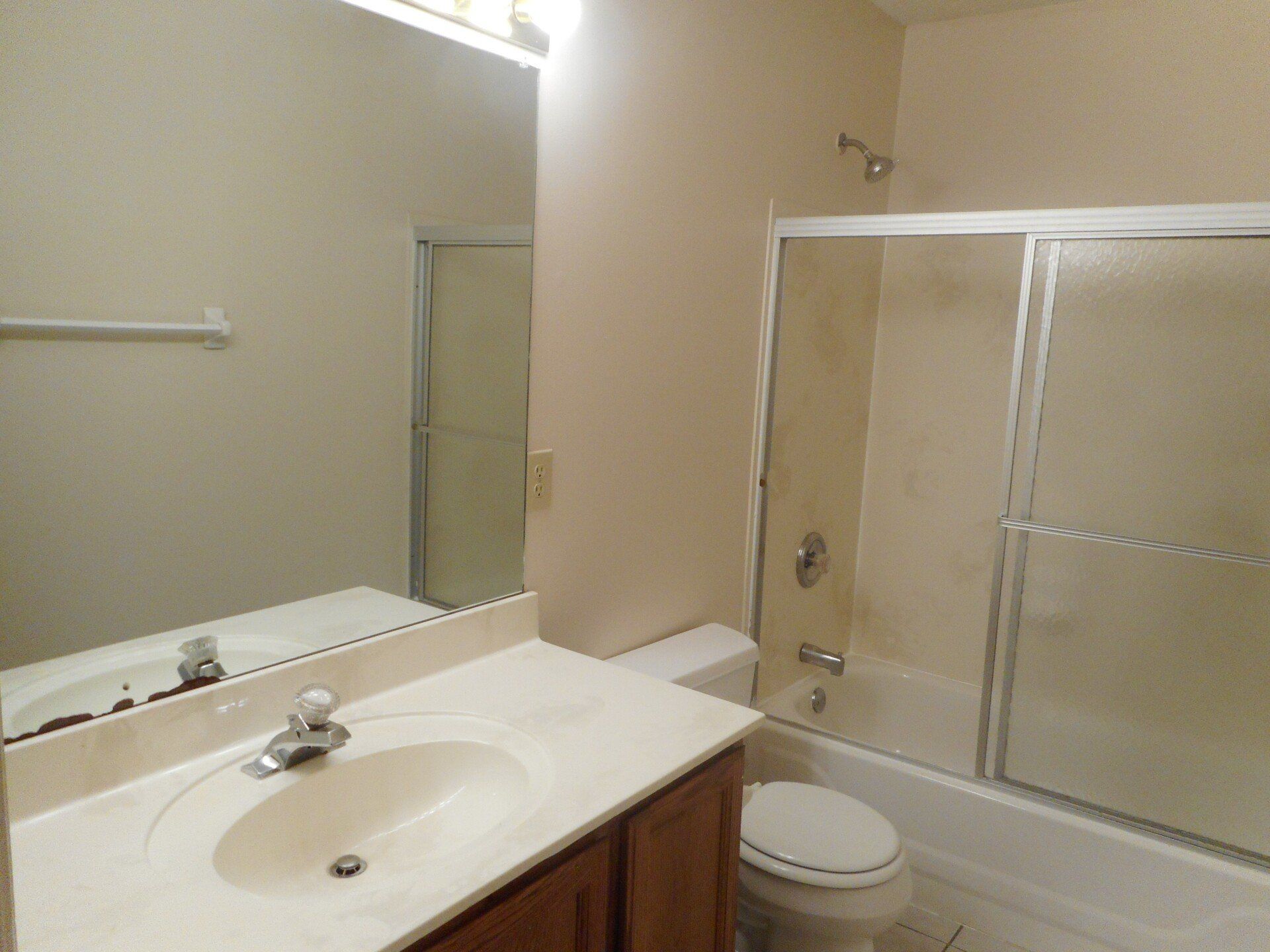 100 E. 11th Ave. - Bathroom 01