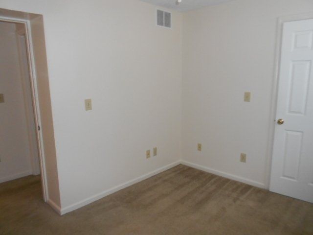 44 E. 12th Ave. Apt. C - Front door