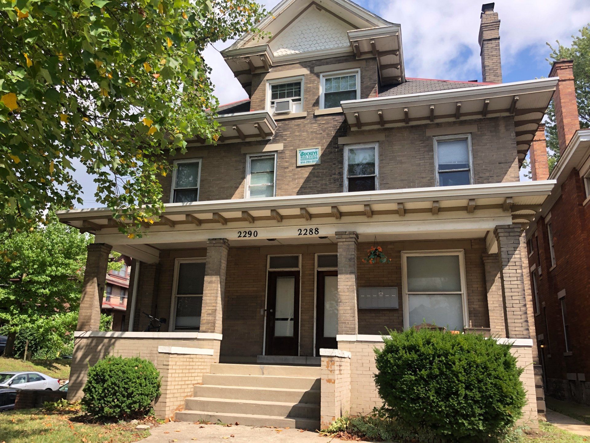 2288-2290 N. High St Apt. 1 exterior