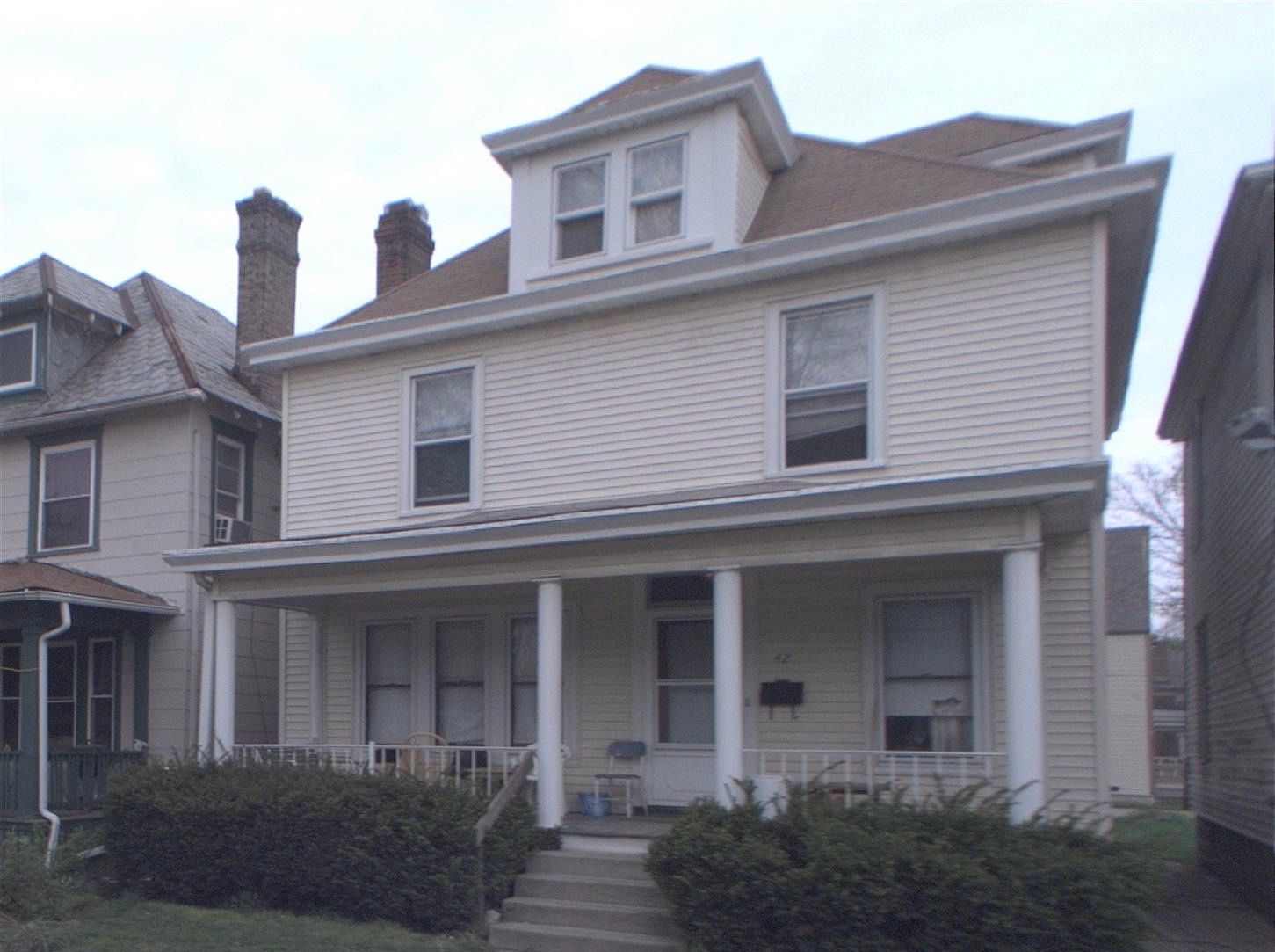 42 E. Maynard Ave.