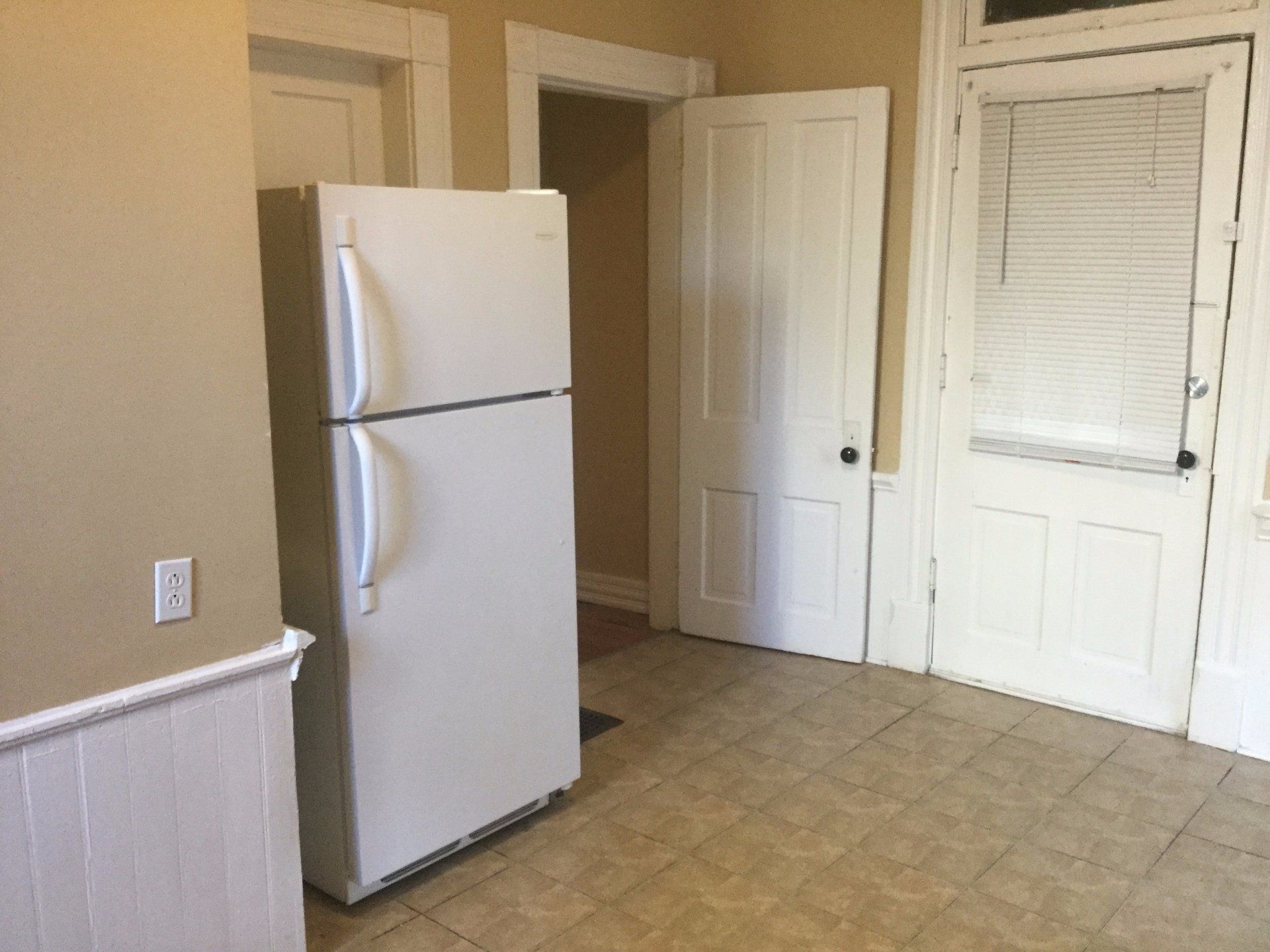 61 W. Northwood Ave. - Kitchen 01