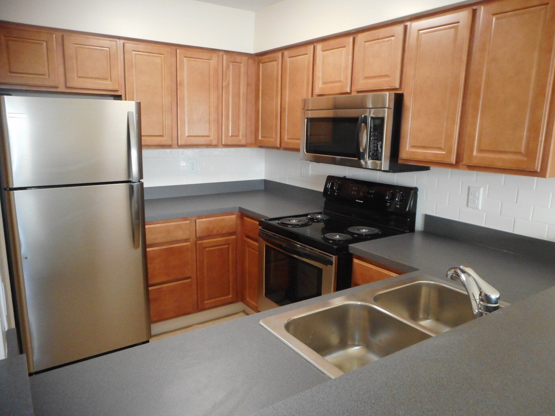 130 W. Maynard - Kitchen Apt 3E