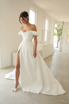 Model wearing an Mariana Hardwick wedding dress