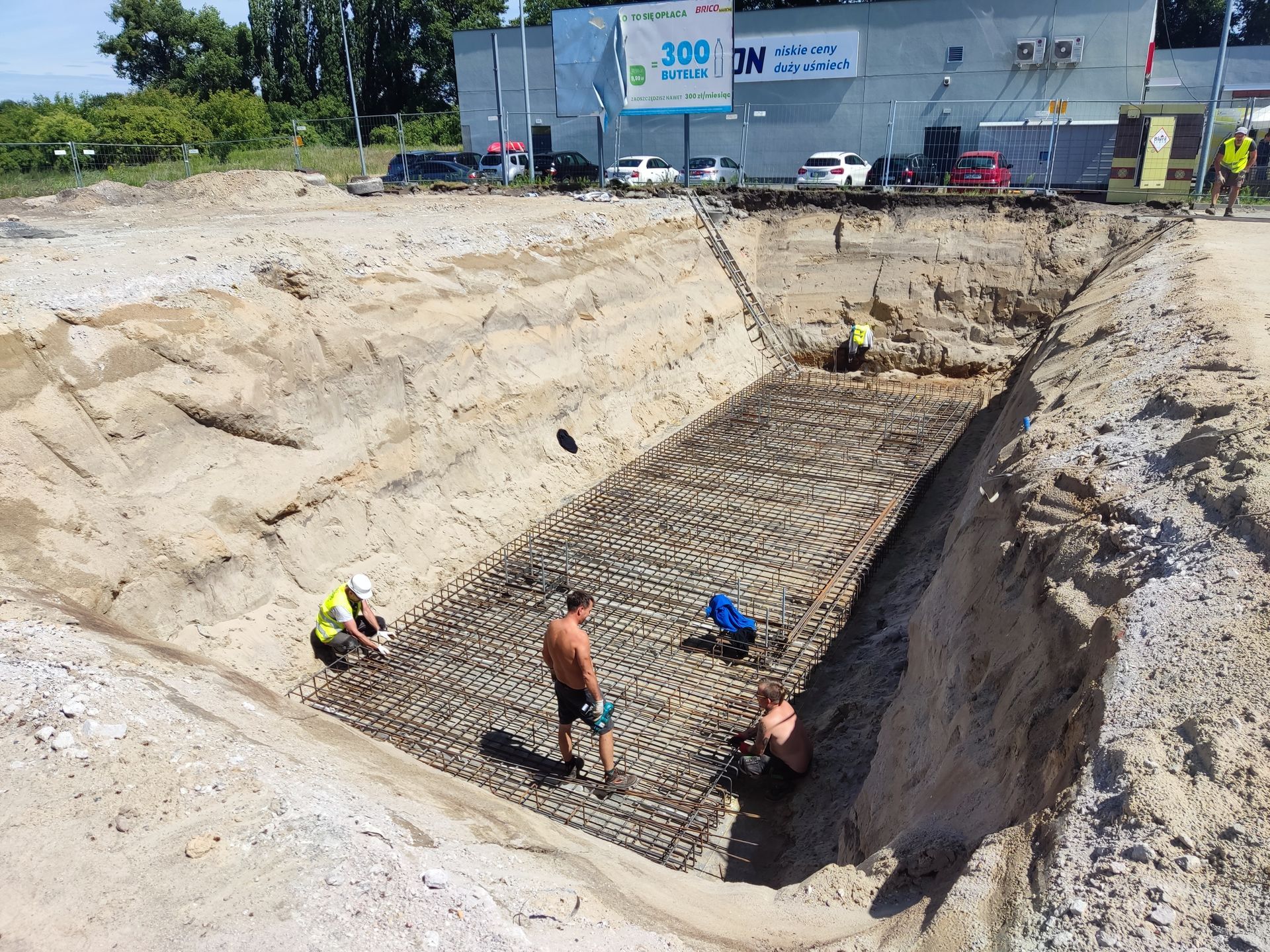 Fundamenty pod budunki fundamenty pod urządzenia, maszyny, zbrojenia
