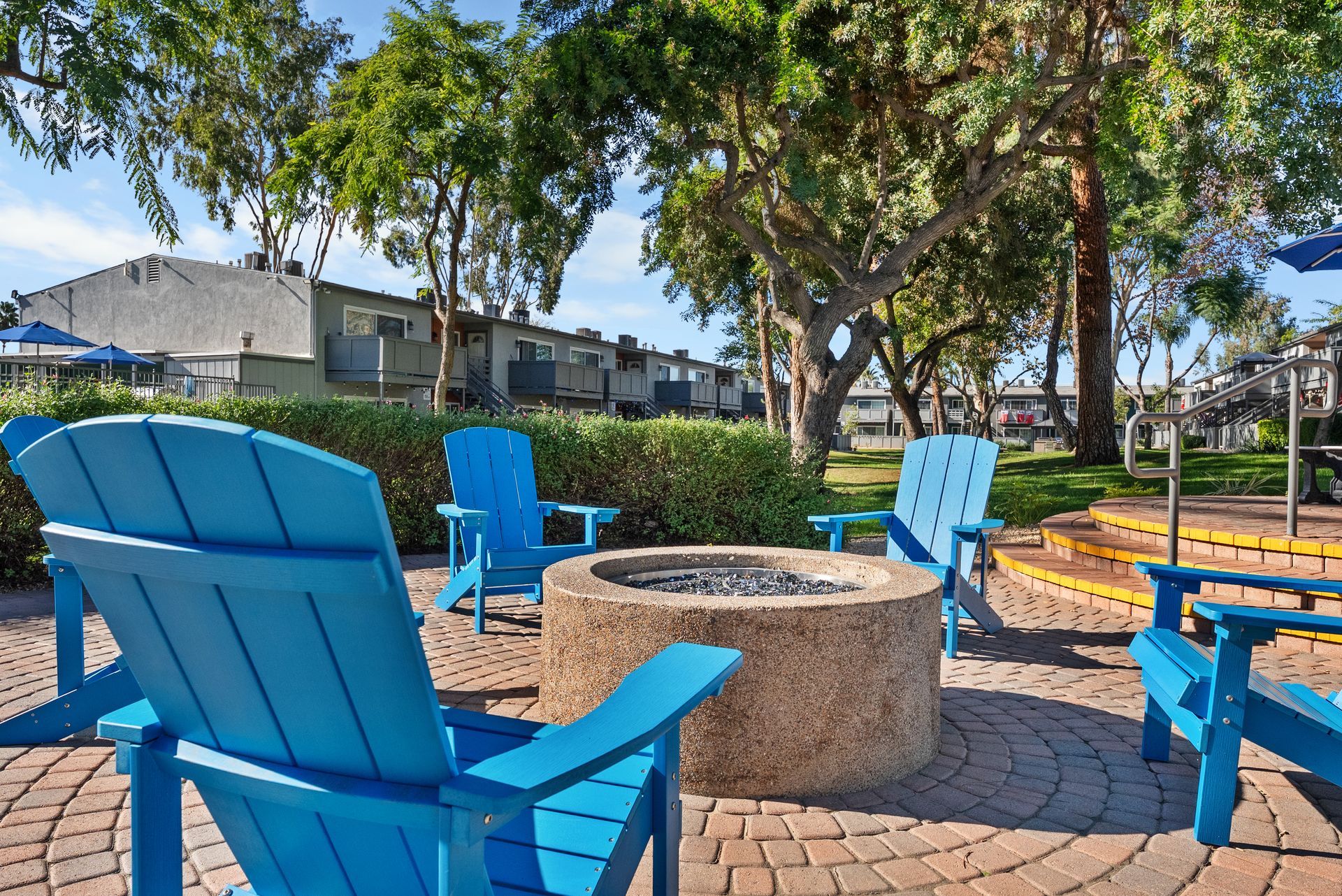 Sliding Photo Gallery Displaying Community Amenities