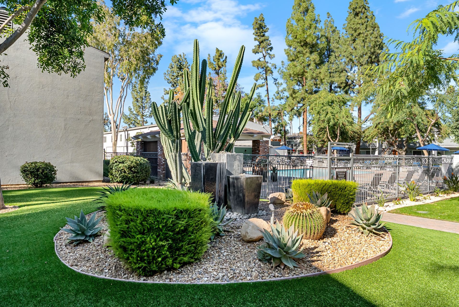 Sliding Photo Gallery Displaying Community Amenities