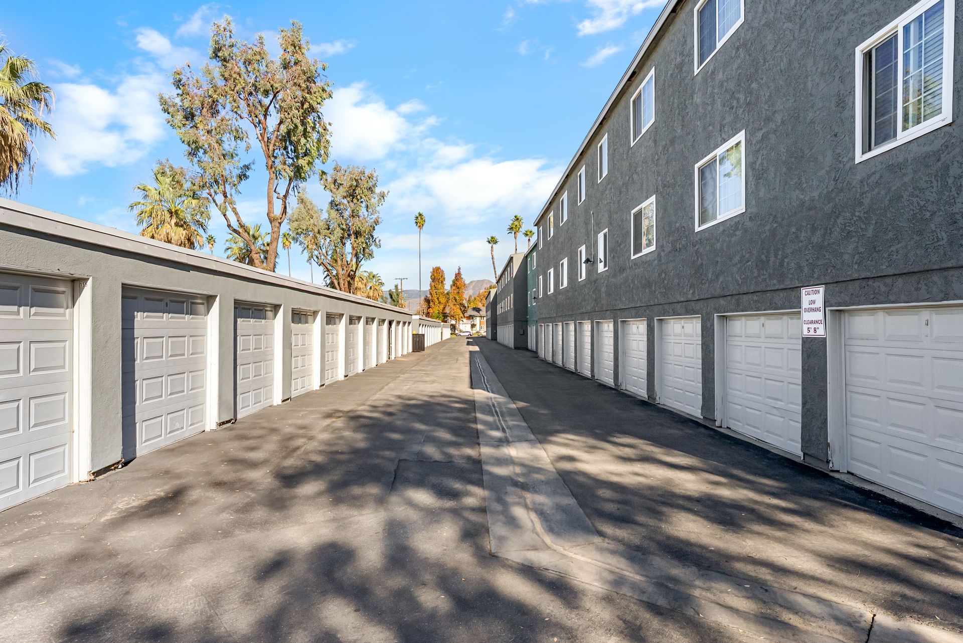 Sliding Photo Gallery Displaying Community Amenities