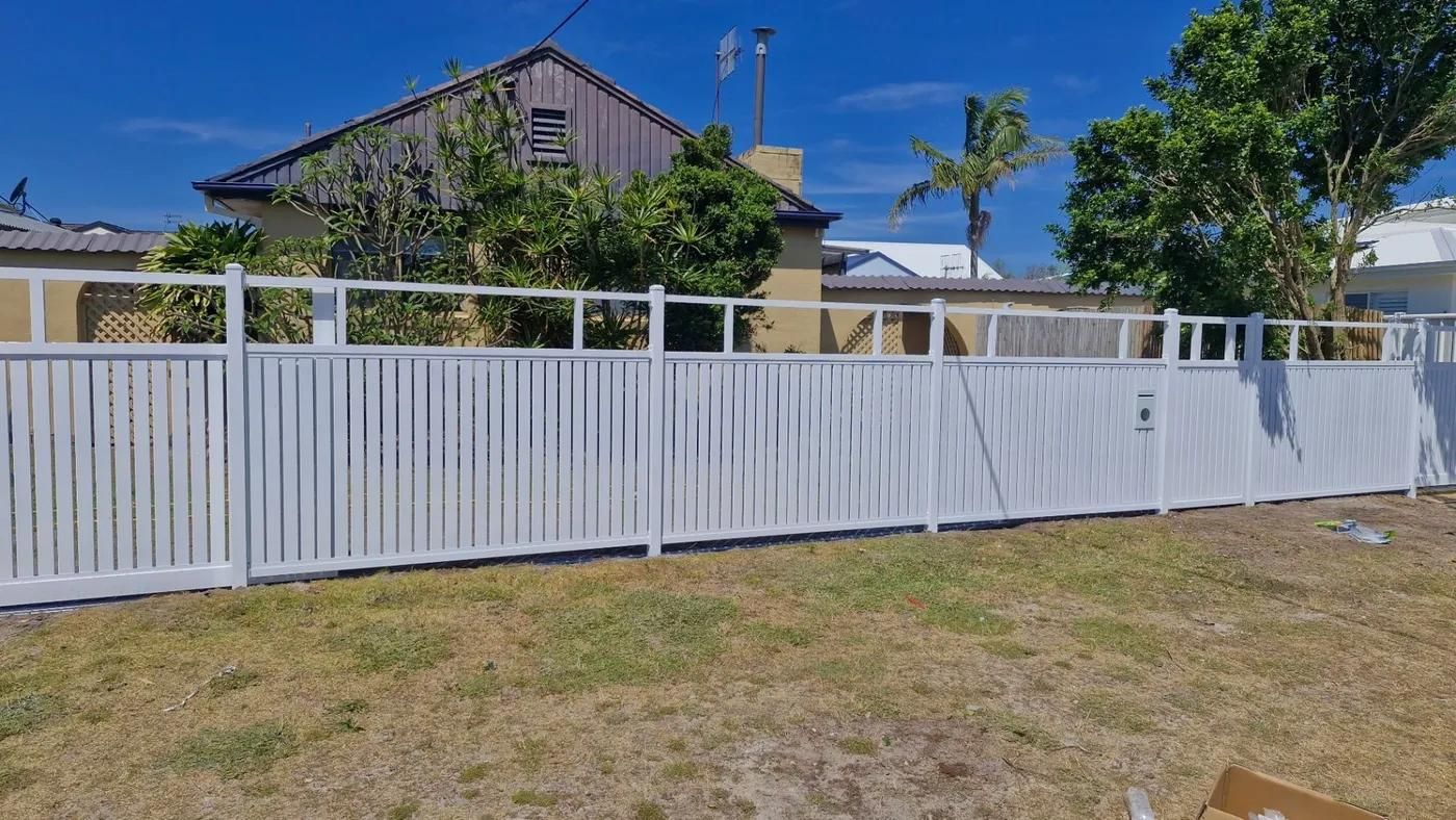 Sample Backyard Fencing On The Central Coast