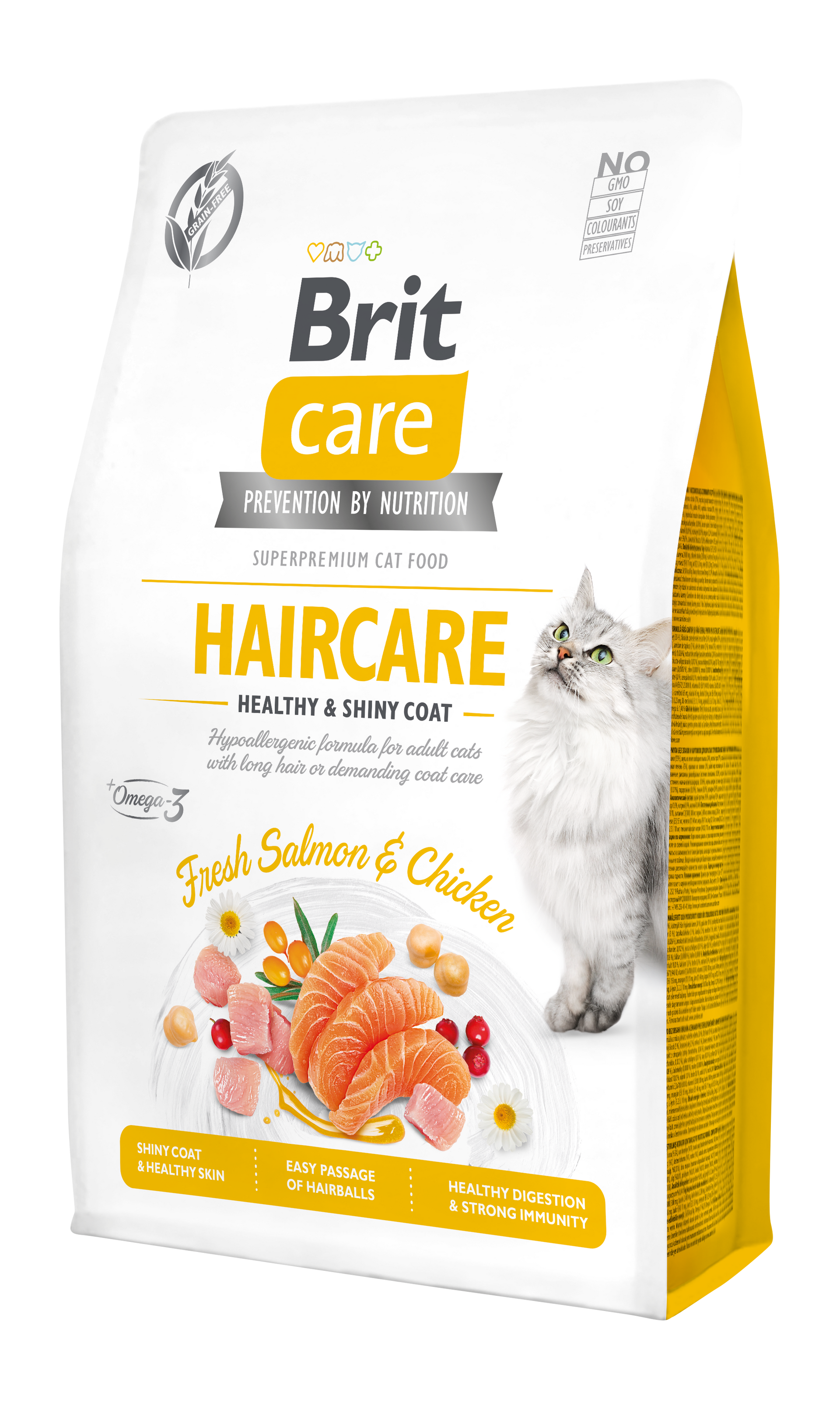 Bolsa de alimento seco para gatos Brit Care Haircare con salmón fresco y pollo.