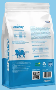 Bolsa de comida para perro “Chunky” con empaque de color azul y blanco en formato pug.