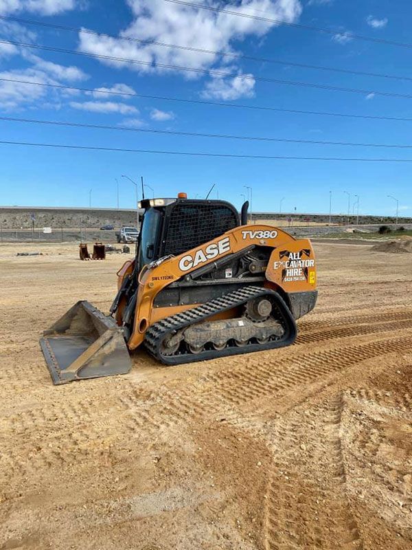 Loader and posi track hire