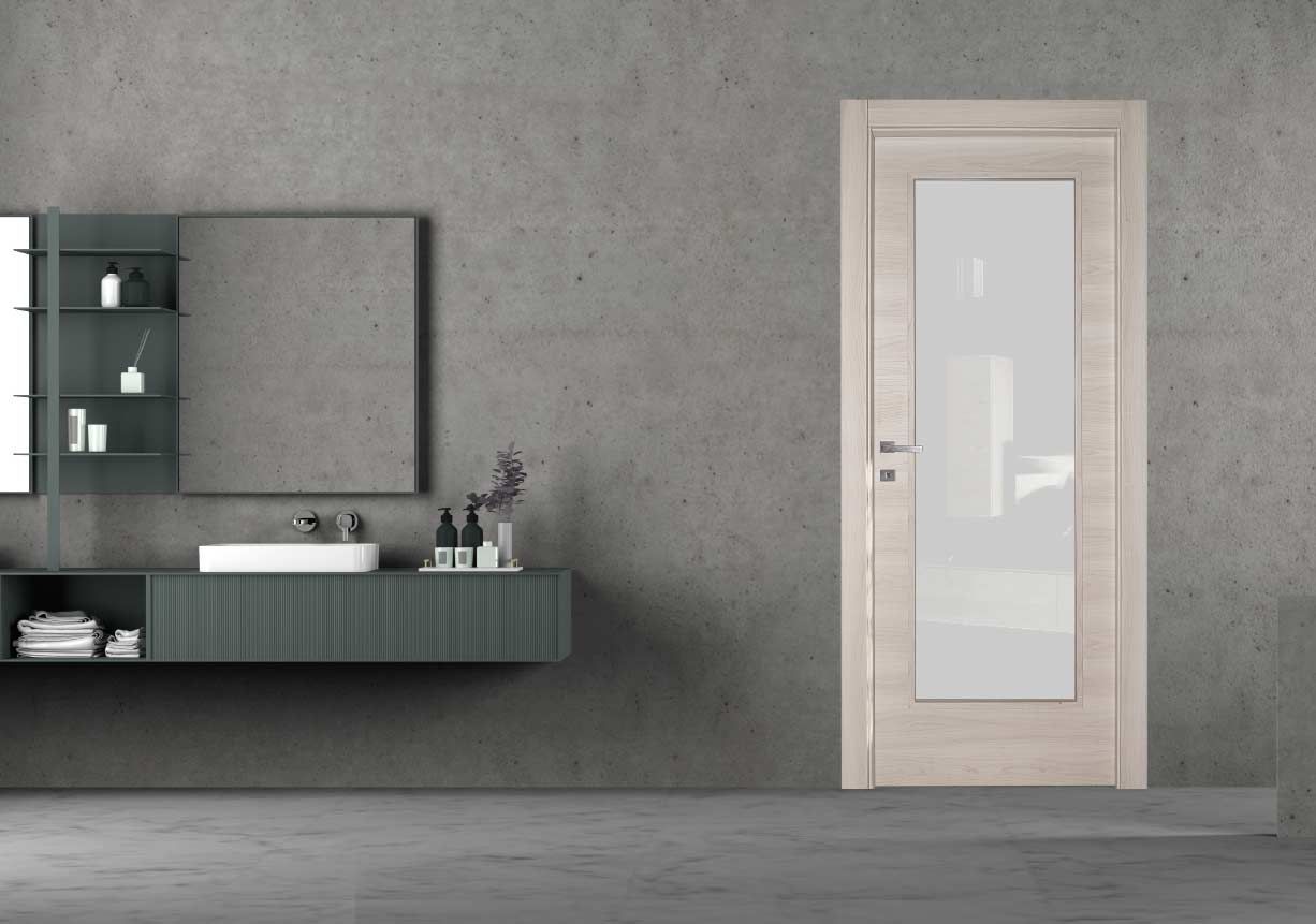 porta con struttura in vetro e legno centrale