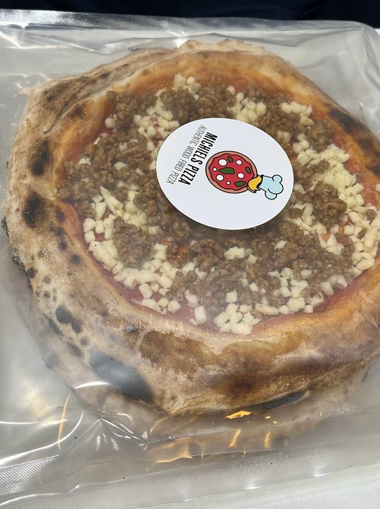 Diepvries Pizza Gehakt