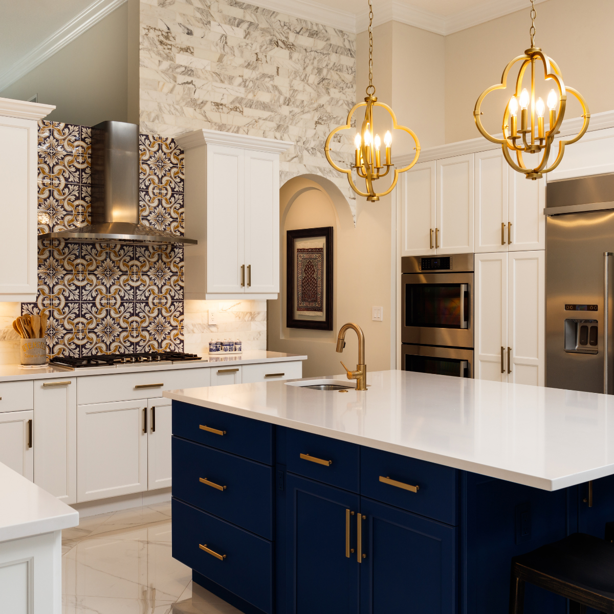 Free consultation for expert kitchen remodeling in West Palm Beach. Liberty Kitchen Design offers cabinets, countertops, tile flooring, and full flooring installation to transform your kitchen.