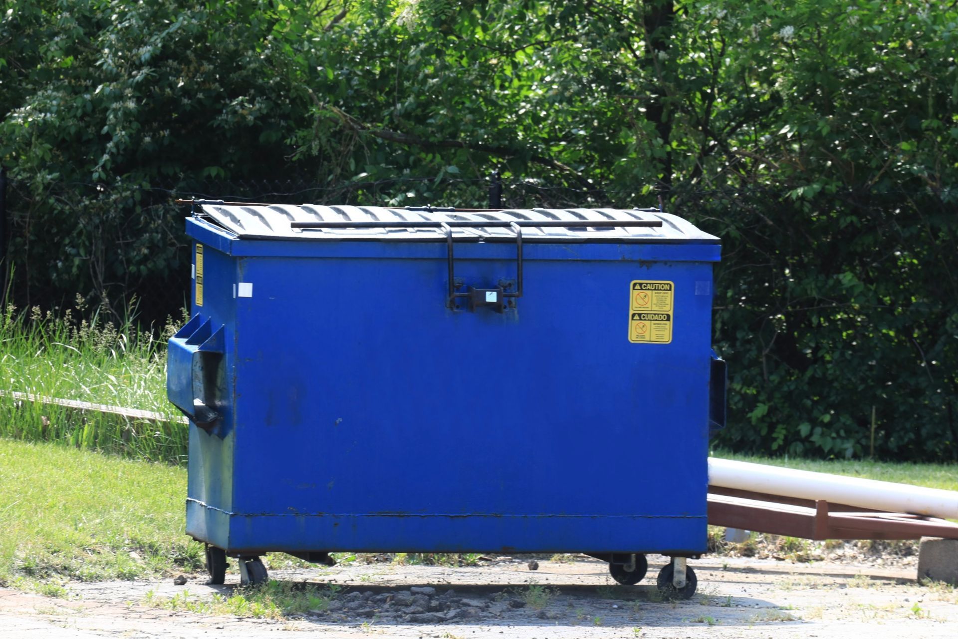 Trash and refuse dumpster for recycling and waste removal