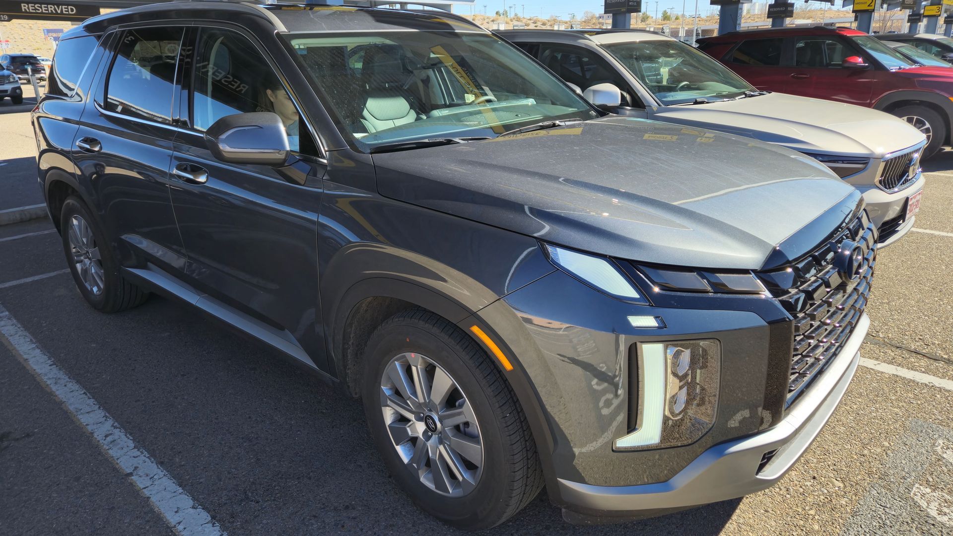 Hyundai Palisade windshield replacement in Charlotte Metro Hyundai Palisade windshield replacement in Charlotte Metro