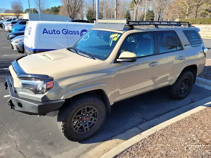 Toyota 4Runner windshield replacement in Charlotte Metro
