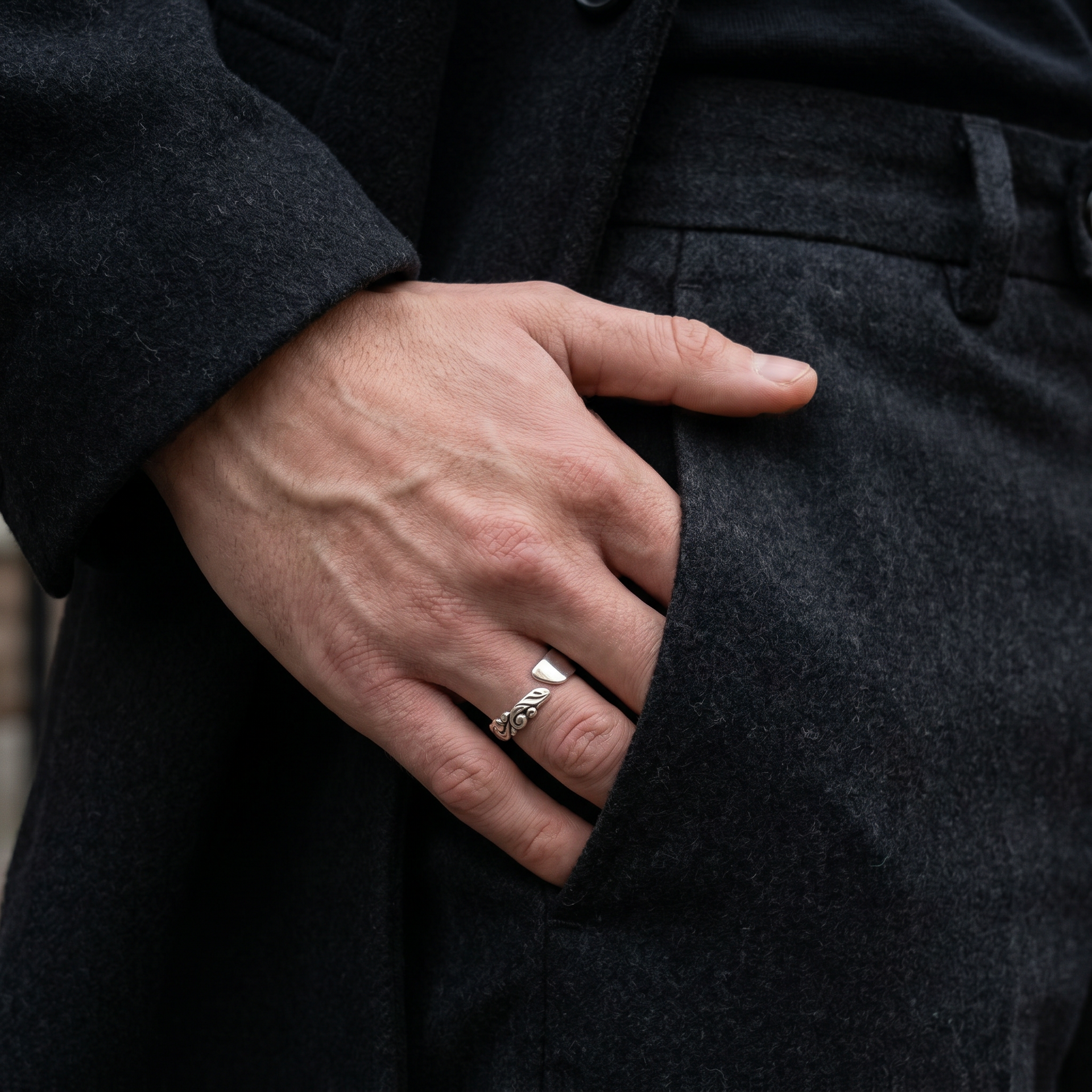 Model with a silver ring 3.0