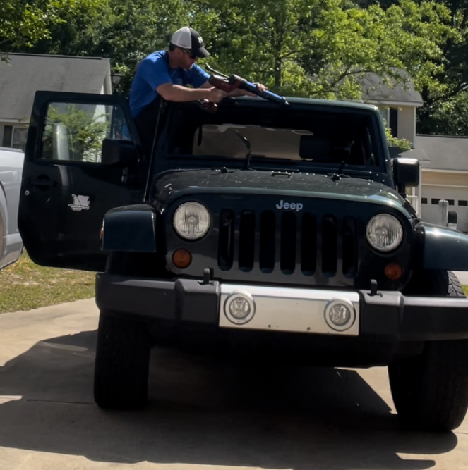 Mobile windshield replacement service in Lexington, SC Mobile windshield replacement service in Lexington, SC
