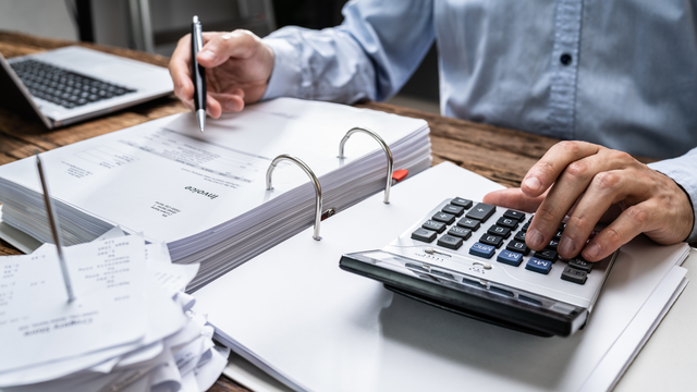 10 Signs a Growing Business Has Outgrown Its Bookkeeping Process
