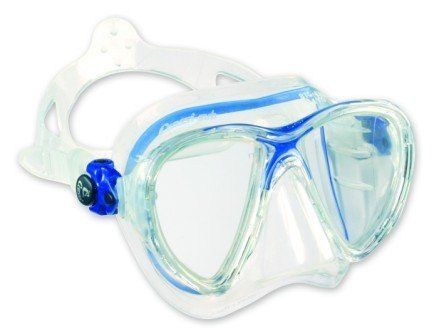 Maschera da sub azzurra trasparente con cinturino bianco, mostrata su sfondo bianco.