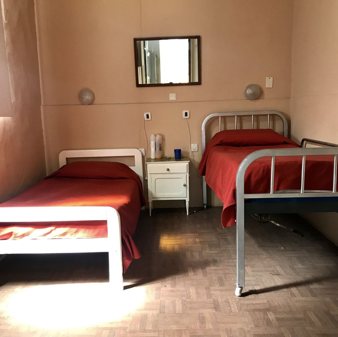 Residencia Geriátrica Acevedo, brindamos asistencia para el adulto mayor.