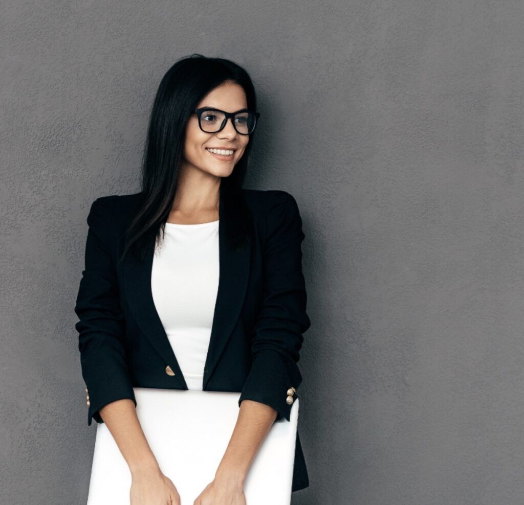 woman w/ glasses