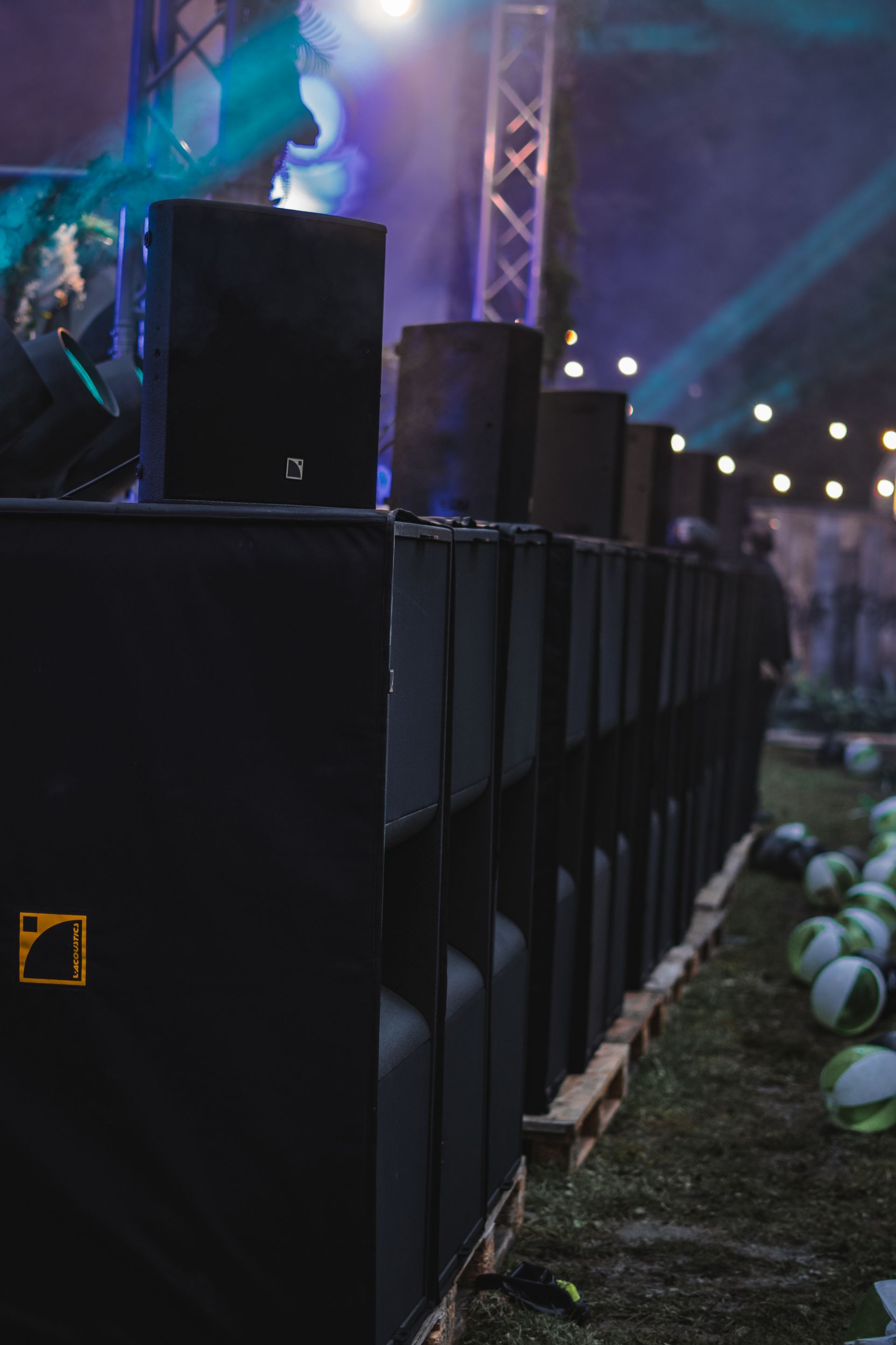 Subwoofer, Audio Technik