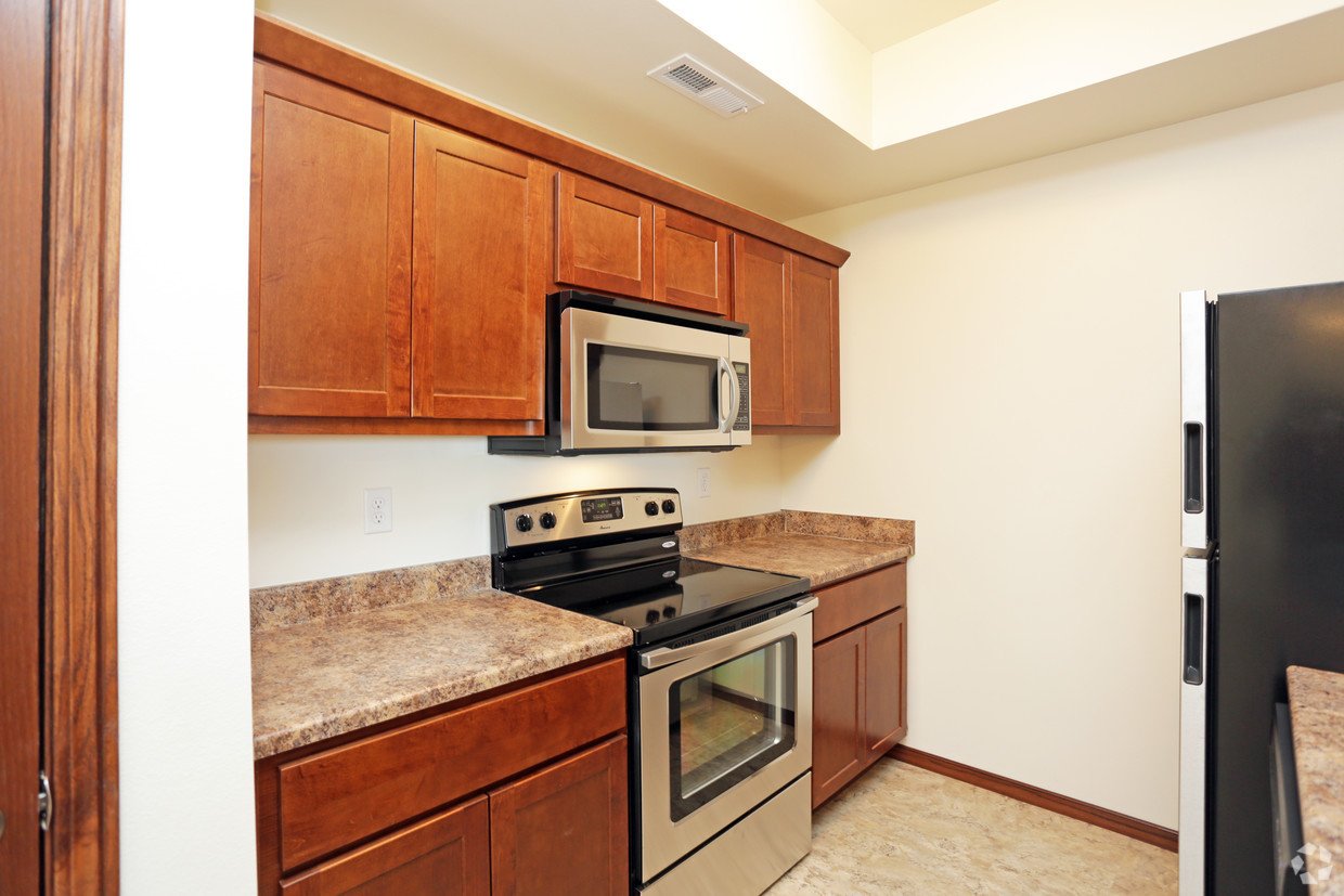 The Overlook Apartments AM Management