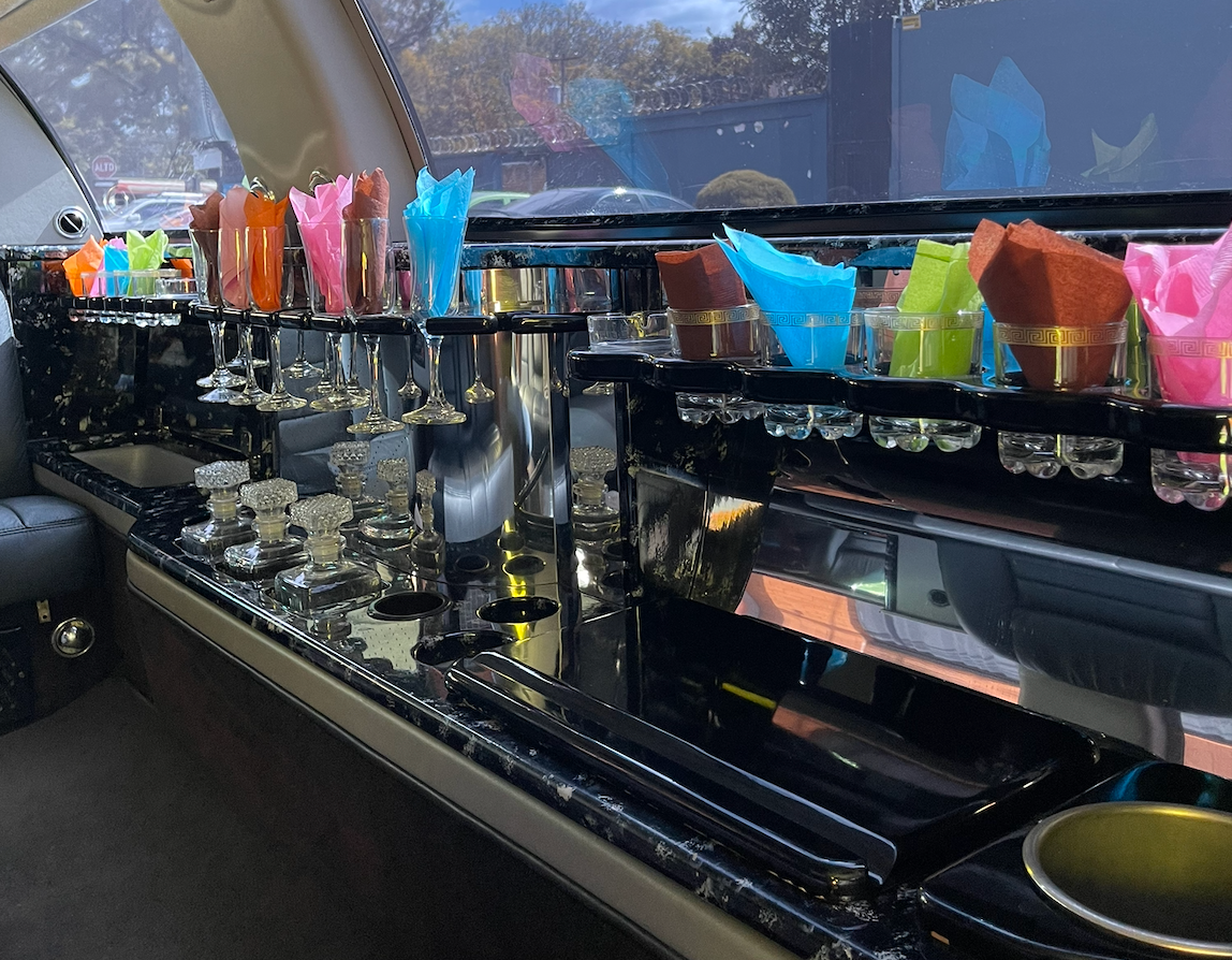 Interior de Limosina Lincoln para 9 pasajeros en Guatemala