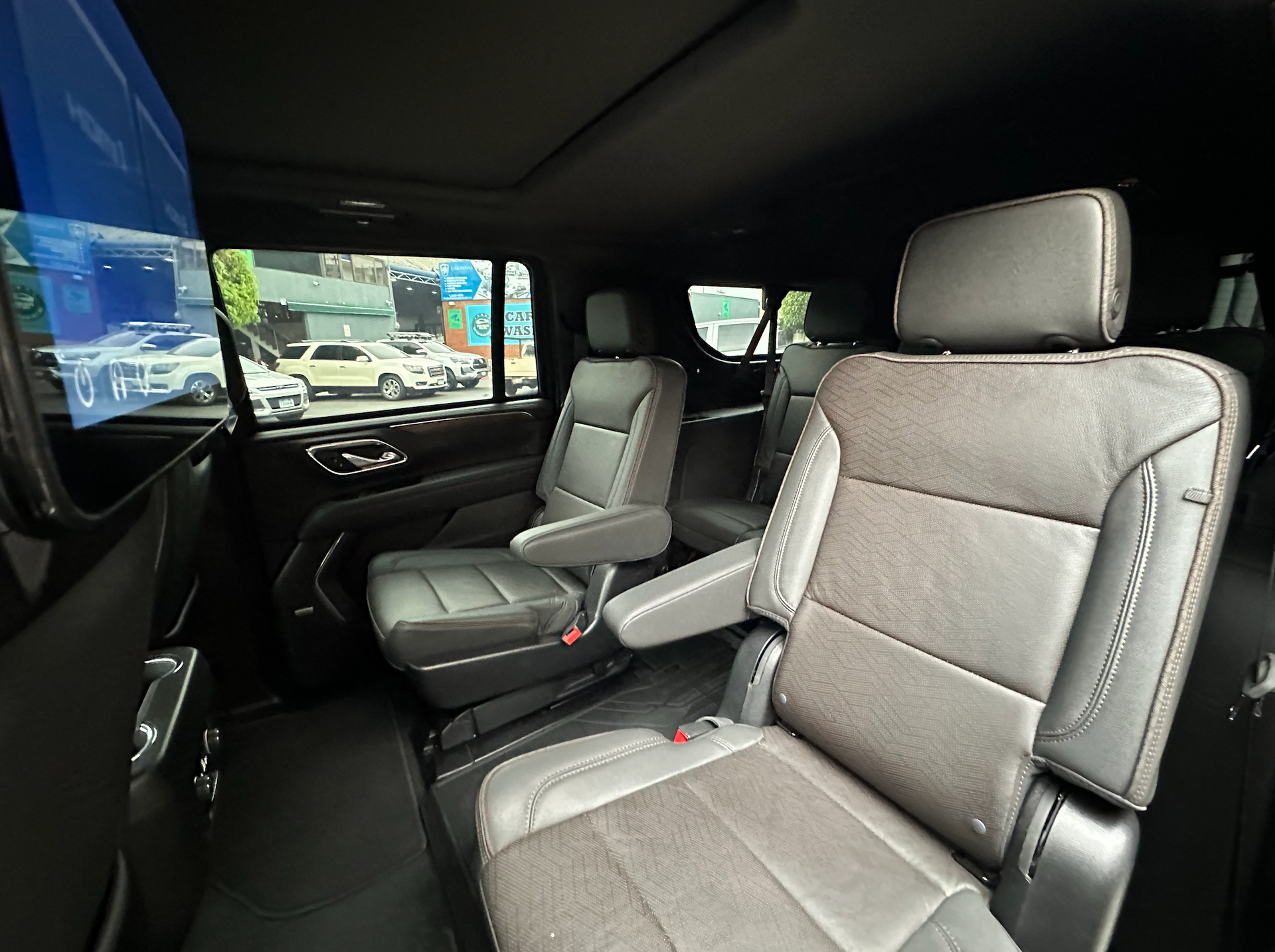 Chevrolet Suburban High Country blindada nivel 7 para transporte VIP en Guatemala