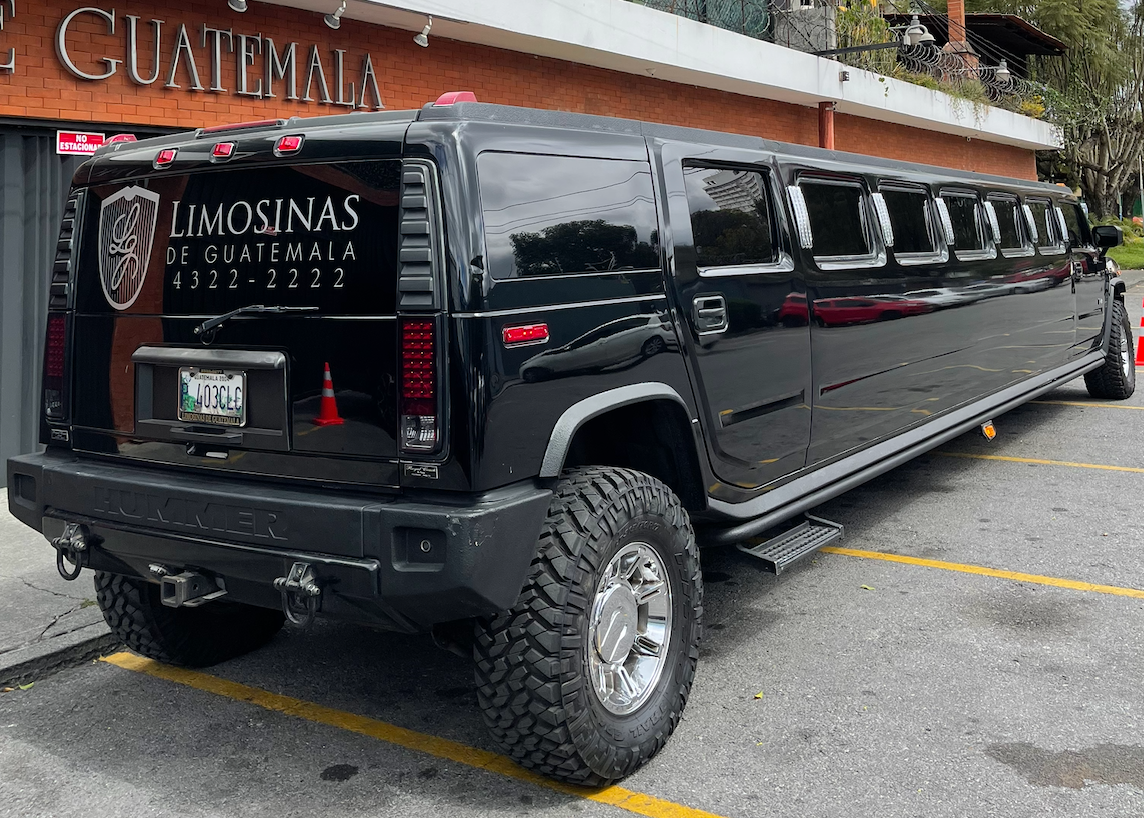 Limosina Hummer para 20 pasajeros en Guatemala