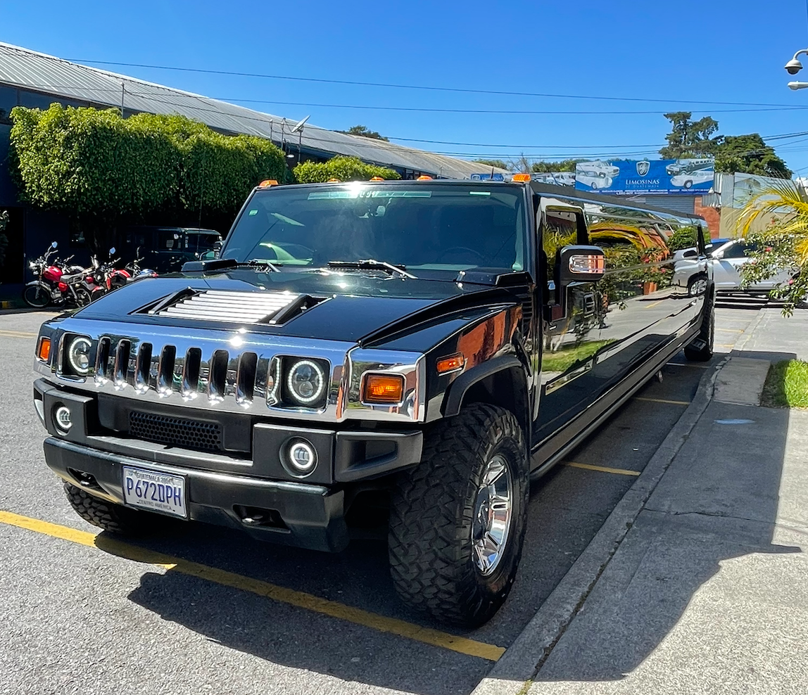 Limosina Hummer II para bodas y eventos en Guatemala