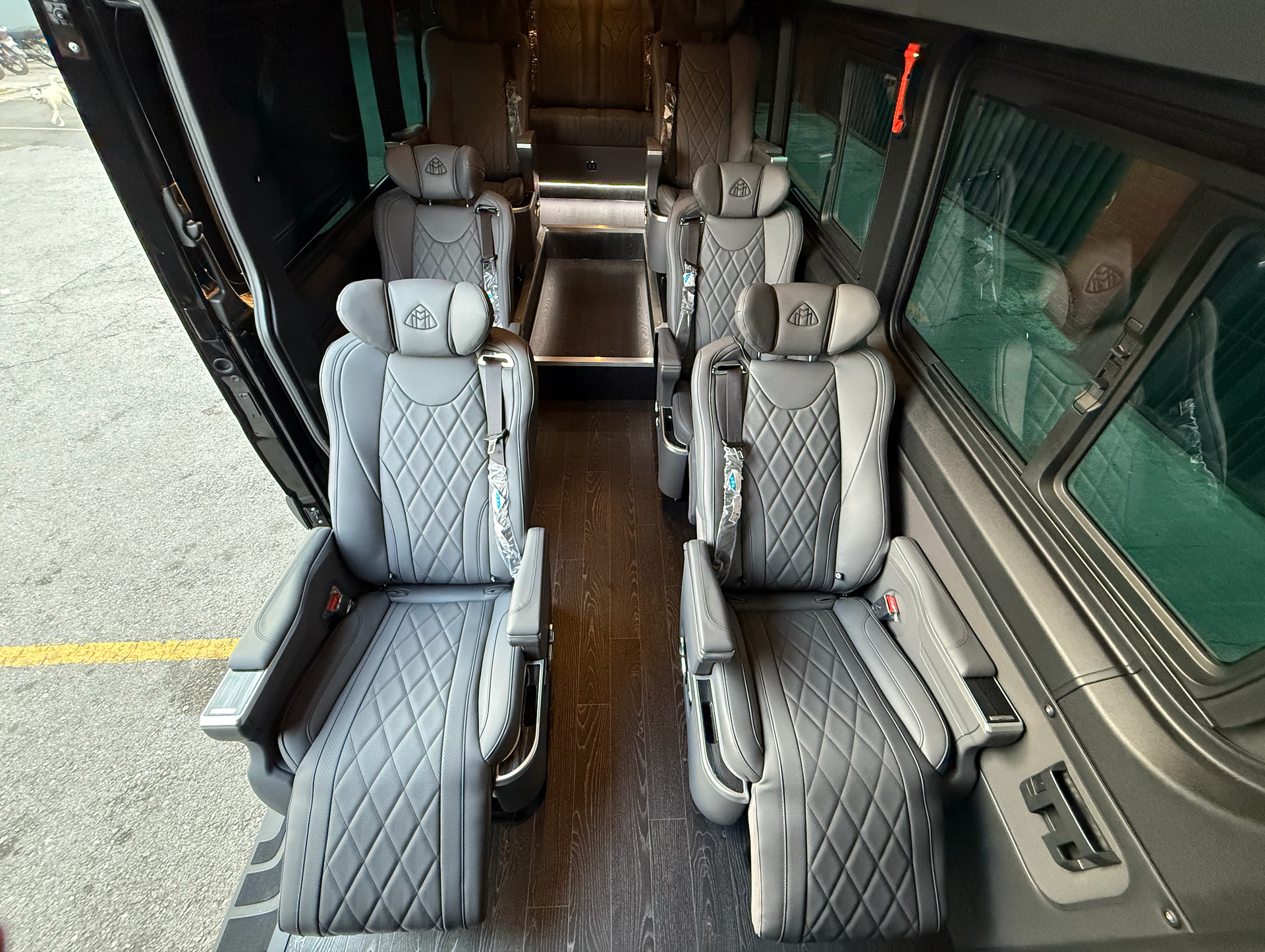 Mercedes-Benz Sprinter 516 Business Class para transporte ejecutivo en Guatemala