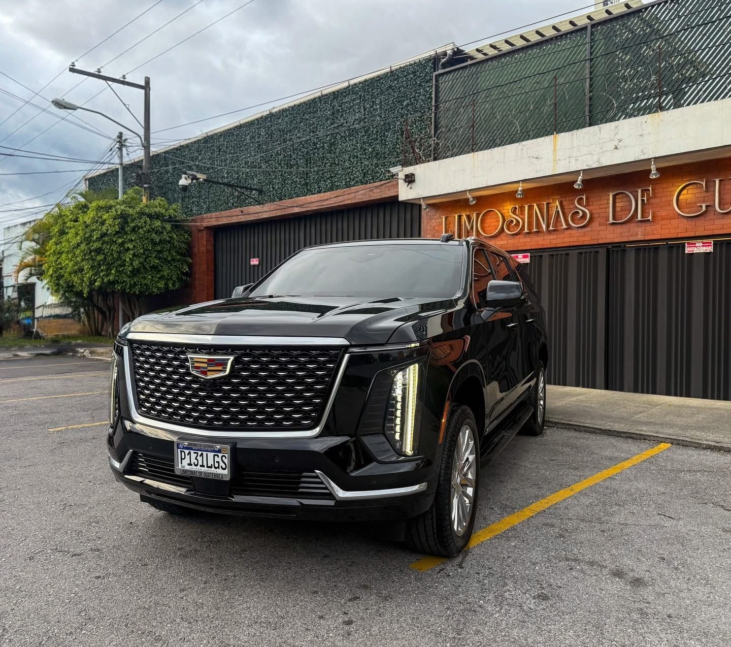 Cadillac Escalade blindada nivel 7 para transporte ejecutivo en Guatemala