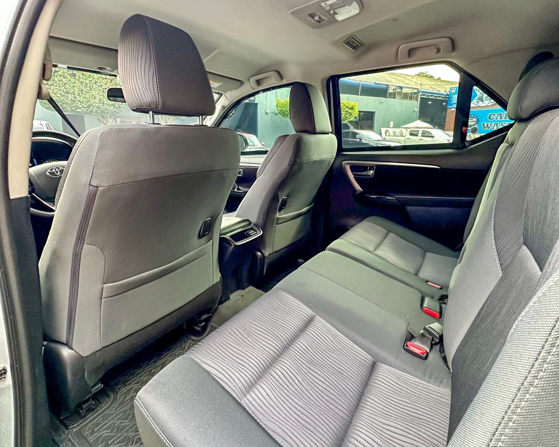 Toyota Fortuner blindada nivel 3 para transporte VIP en Guatemala