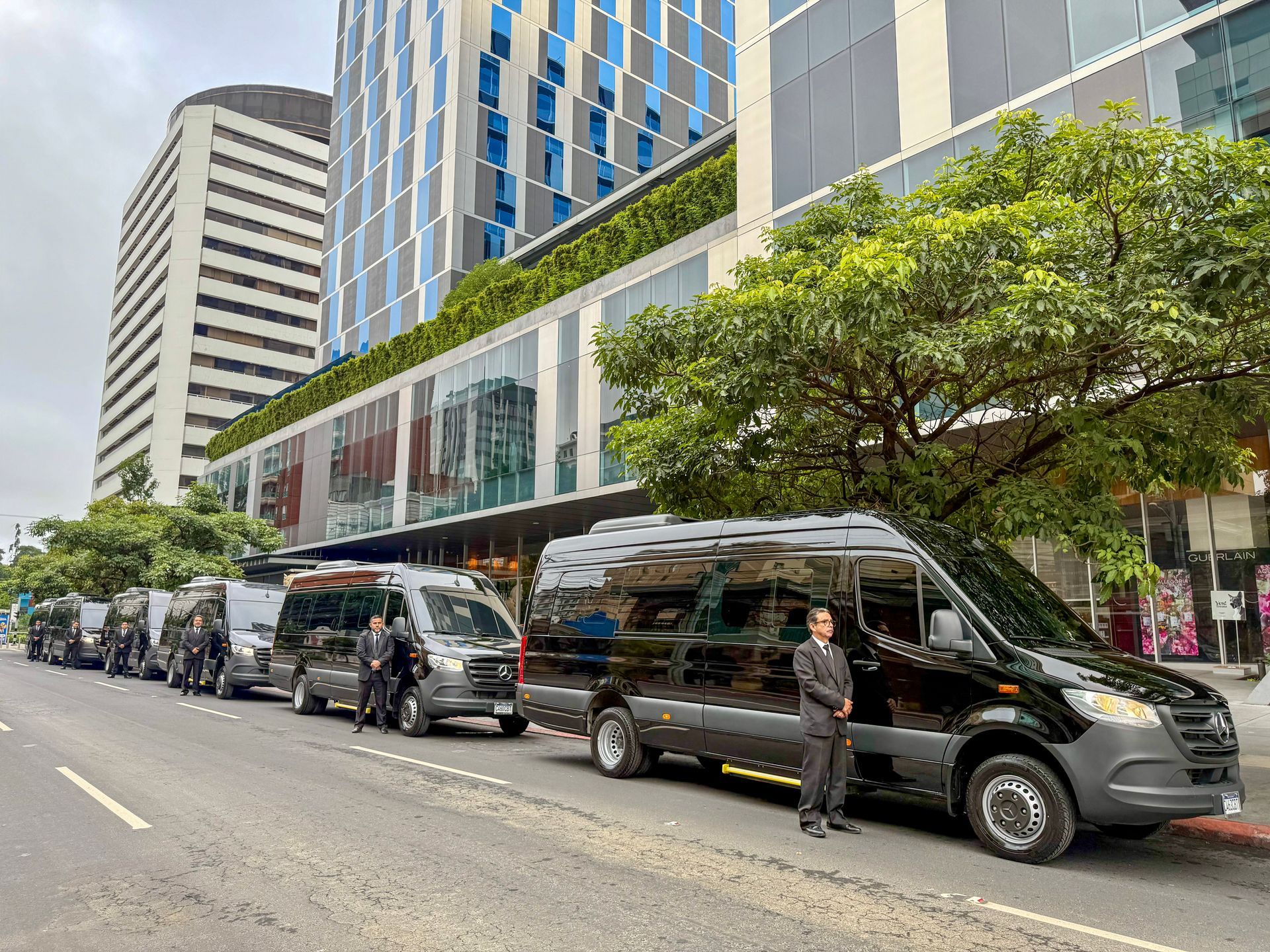 Mercedes-Benz Sprinter para transporte corporativo en Guatemala