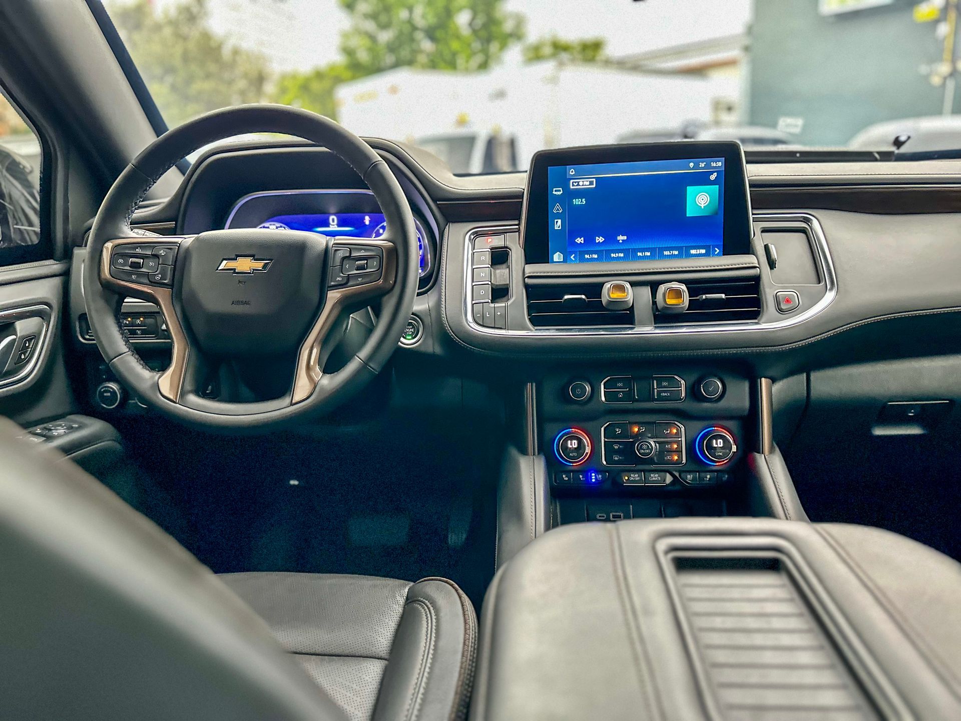 Chevrolet Suburban High Country blindada nivel 7 para transporte VIP en Guatemala