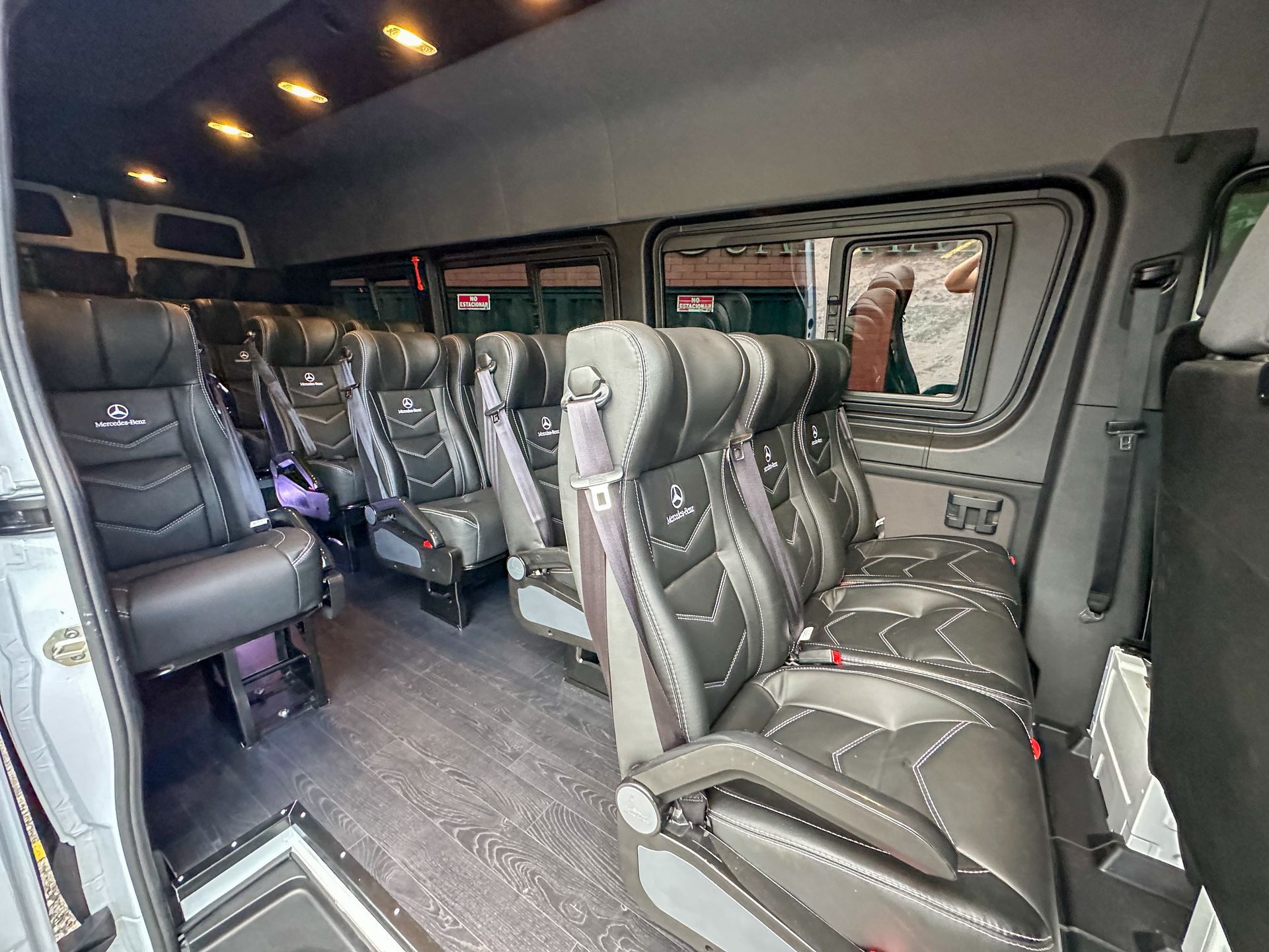 Mercedes-Benz Sprinter 516 Luxury para transporte de grupos en Guatemala