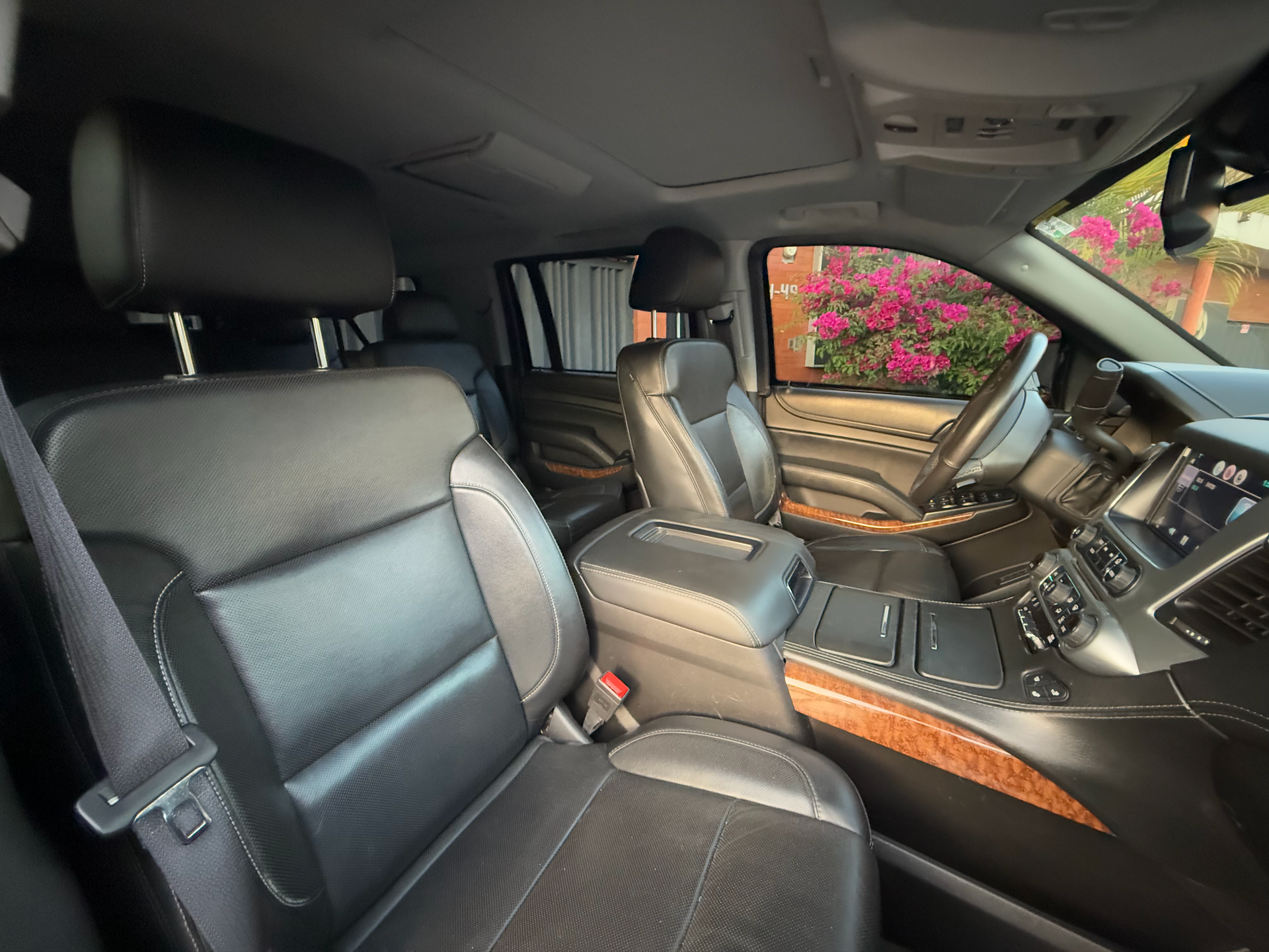 Chevrolet Suburban LTZ blindada nivel 7 para movilidad ejecutiva en Guatemala