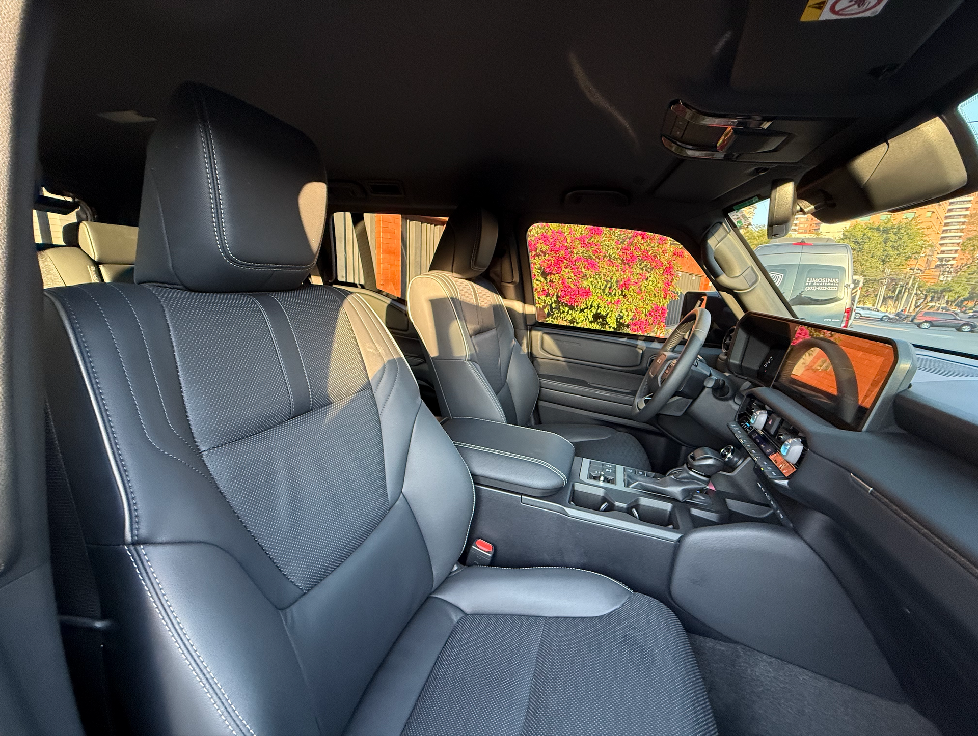 Toyota Prado 2025 blindada nivel 7 para traslados ejecutivos en Guatemala
