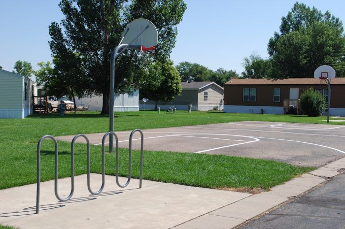 Basketball hoop