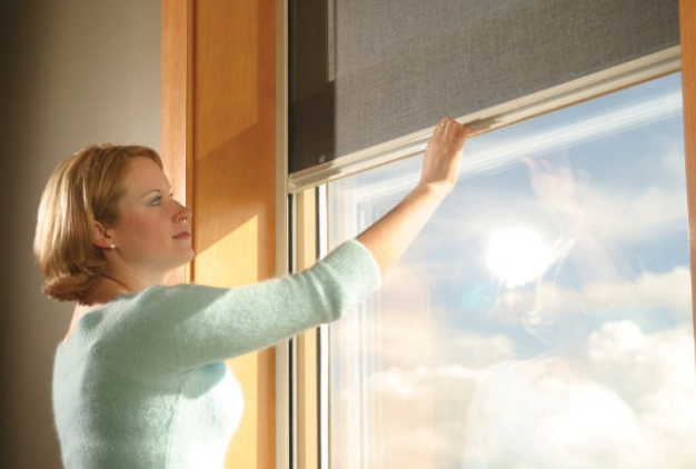 retractable window flyscreen Canberra