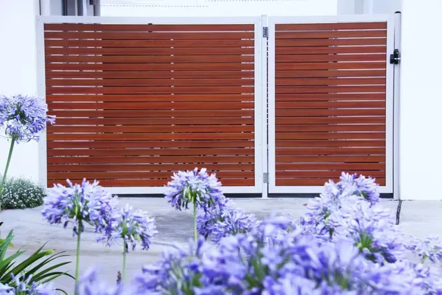 off-set gates canberra
