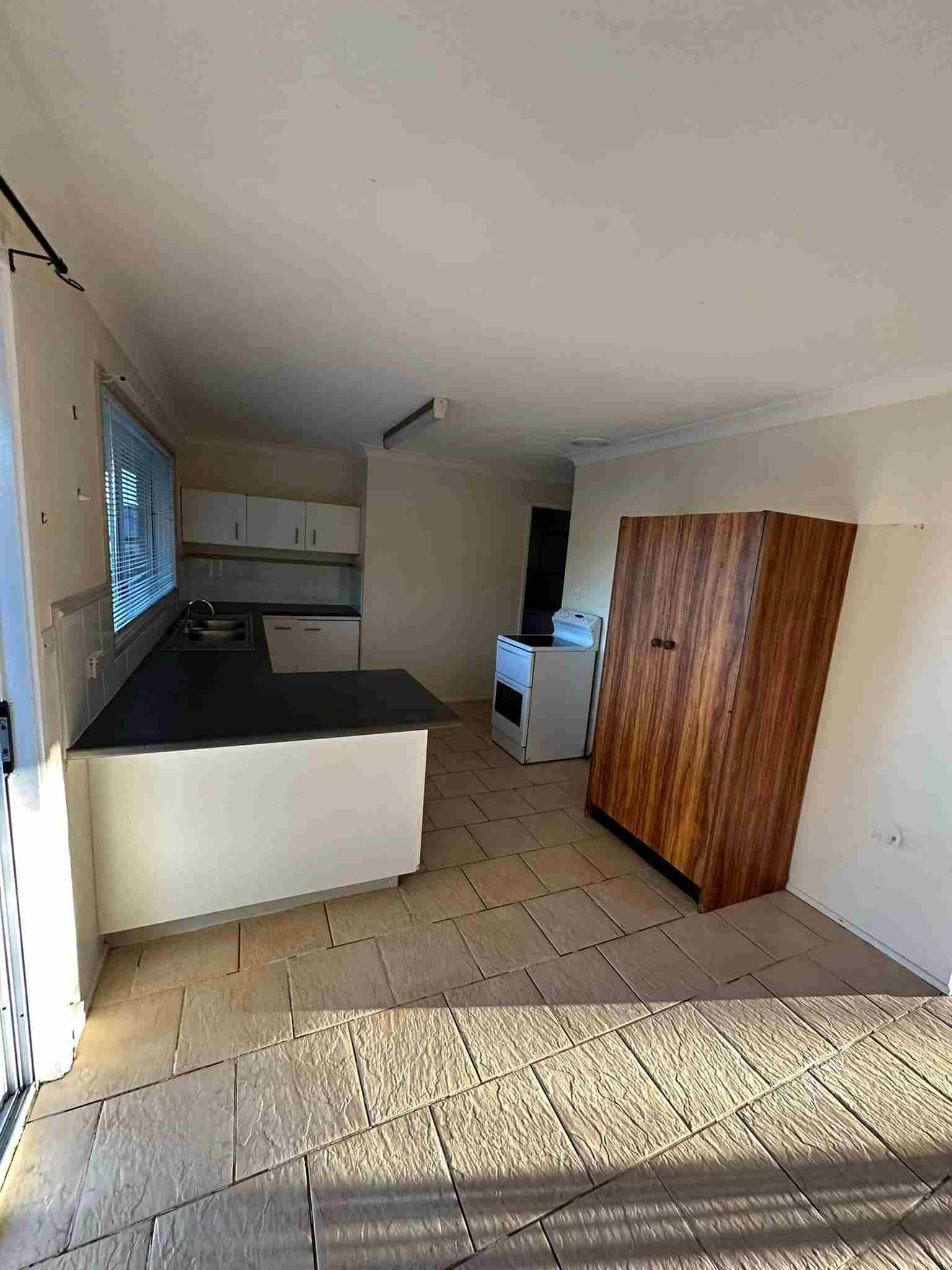There is a Kitchen in the Middle of the Room — Doobies Cleaning Service in Port Macquarie, NSW